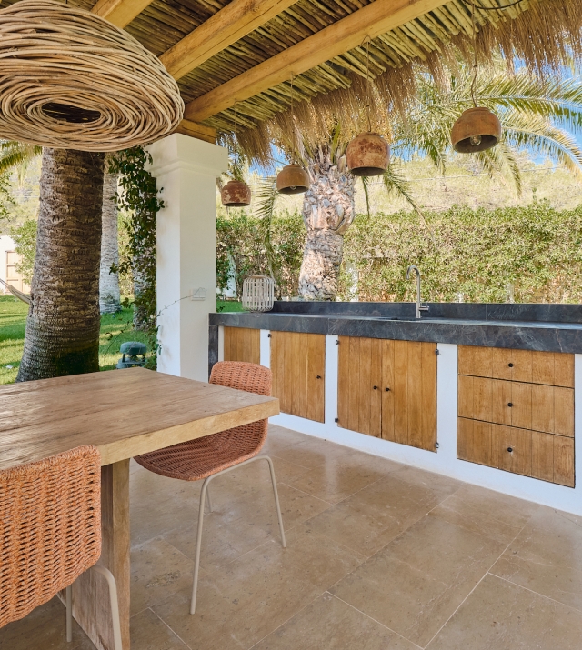 Resa Estates finca campo san jose Ibiza outdoor kitchen.jpg